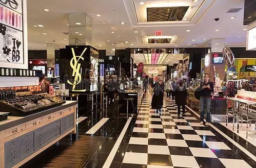 購物中心的隱形引擎 鐘表零售如何成為顧客停留時間的關(guān)鍵變量